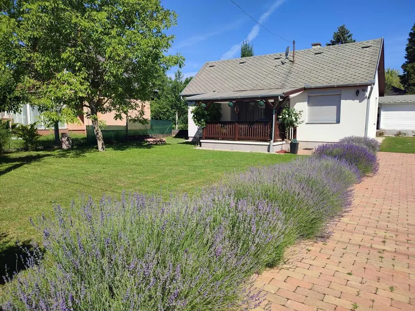 Casa vacanze con i giocattoli in giardino - Image 1