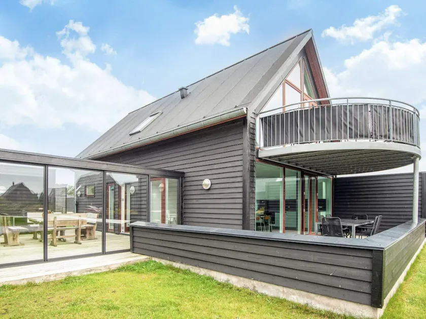 Comfy Holiday Home in Jutland near Sea - Image 1