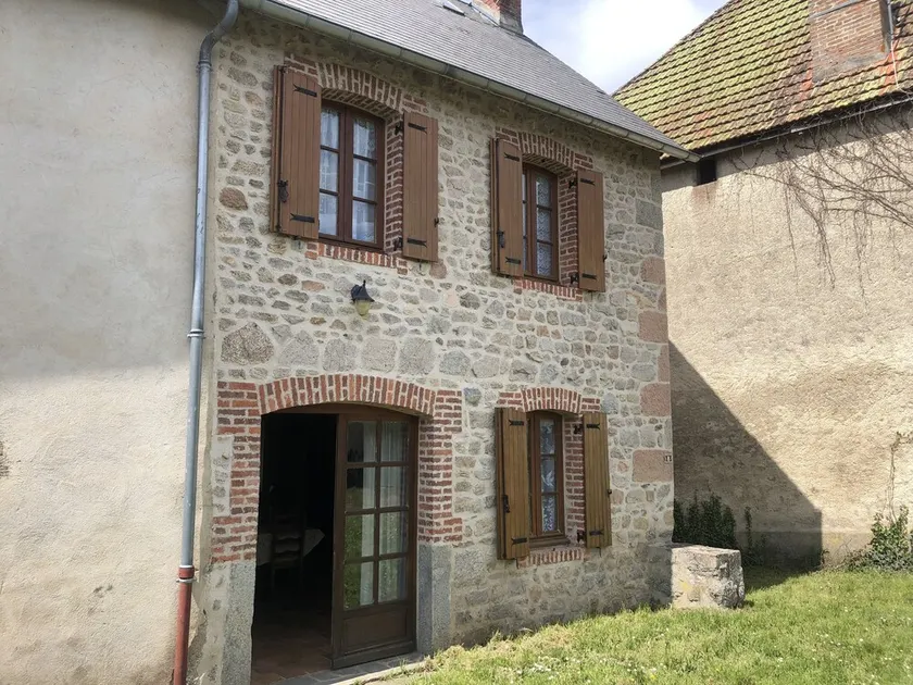 Gîte Campagne Creusoise Dans Petit Bourg - Image 1