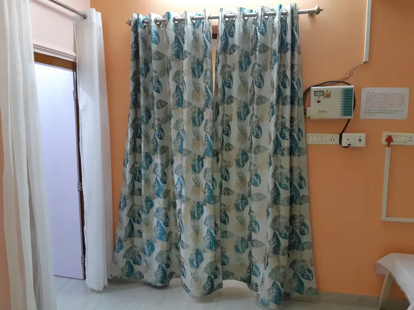 Fully Furnished 1BHK Deluxe Suite SA2 - Room, Lobby, Kitchen, bathroom, Terrace - Image 1