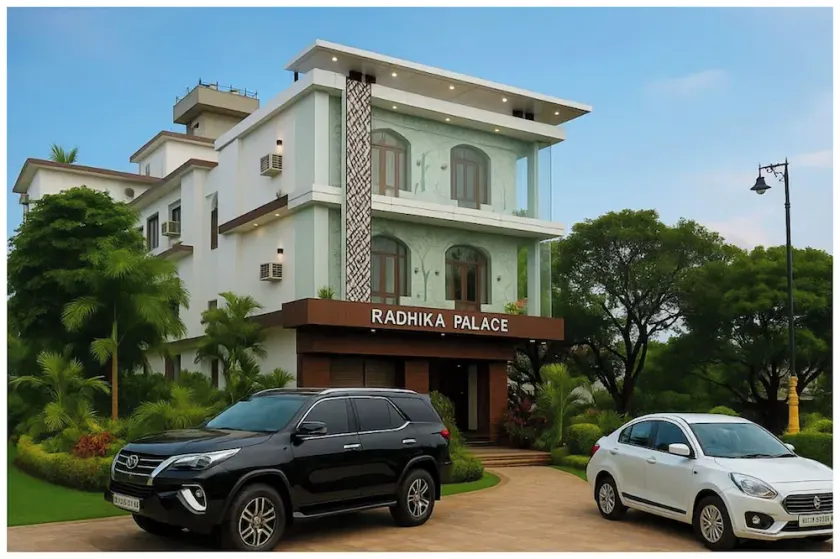 Hotel M-I-N-X Radhika Palace Ayodhya - Image 1