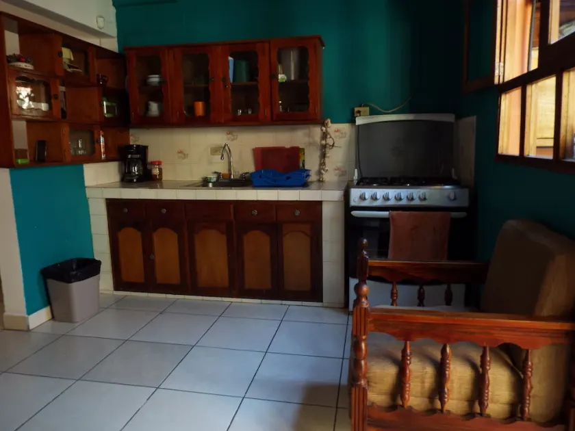 Friends and family hostel - Image 1