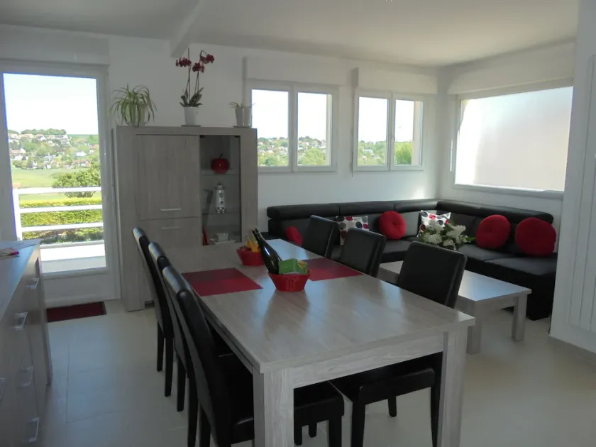 Appartamento vista mare, terrazza, balcone, giardino - Image 1