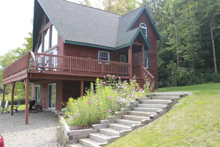 Private 4-bedroom chalet with breathtaking views! - Image 1