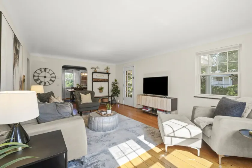 Zan Court Unit 1 · Mt Lookout Hideaway - Image 1