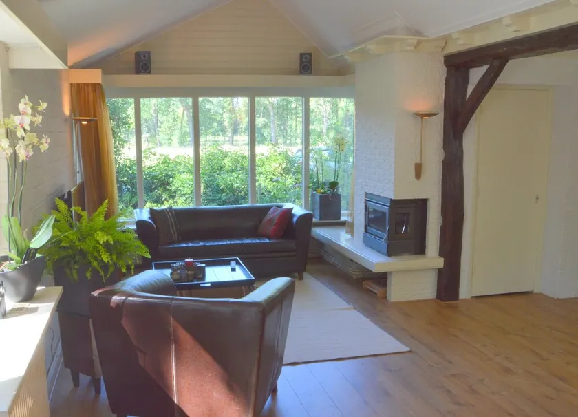 Holiday Home in Haaksbergen by Lake - Image 1