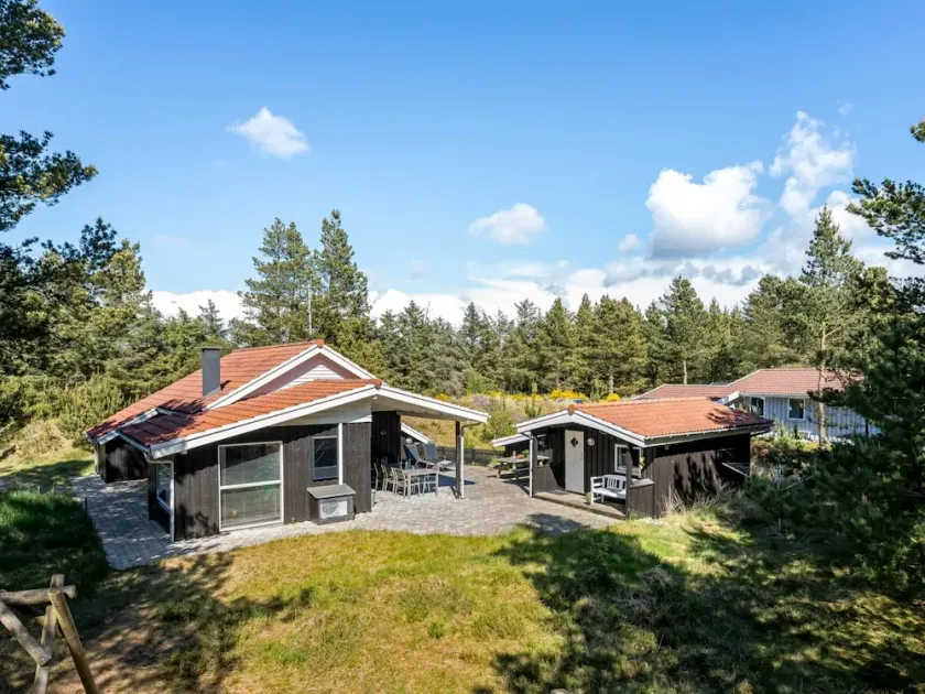 \"Augustine\" - 1.6km from the sea by Interhome - Image 1