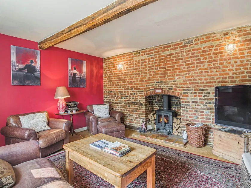 4 bedroom accommodation in Wangford, near Southwold - Image 1