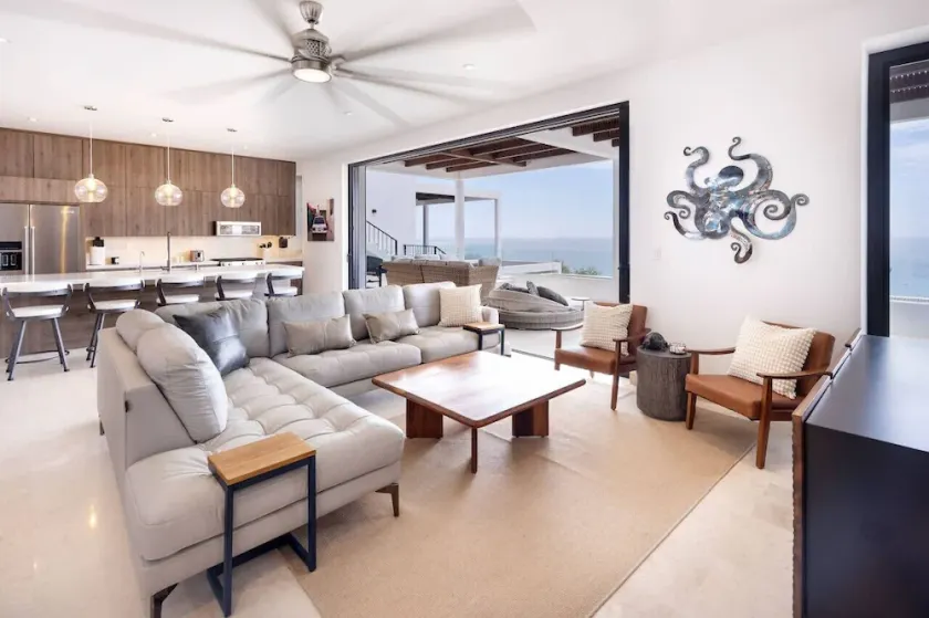 Oceanfront 2BR Condo • Panoramic Pacific Views - Image 1