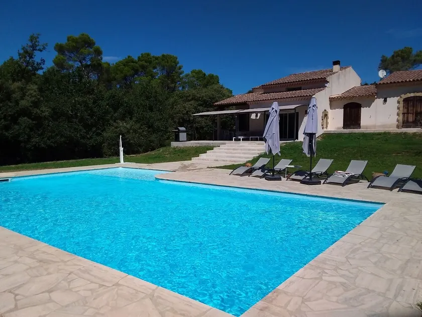Villa Giulia, in the heart of nature between Aix and Luberon - Image 1