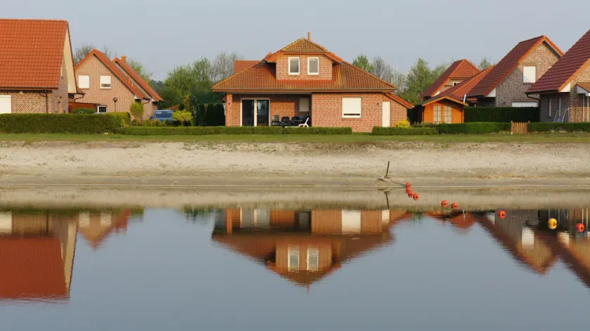 Casa de vacaciones justo en el lago - Image 1