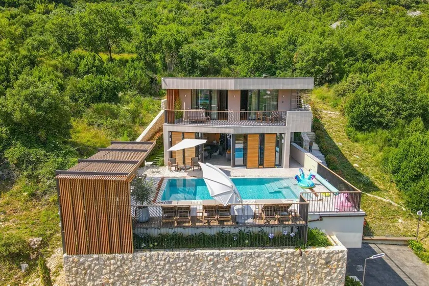 Villa Circe - Three Bedroom Villa, Sleeps 6 - Image 1
