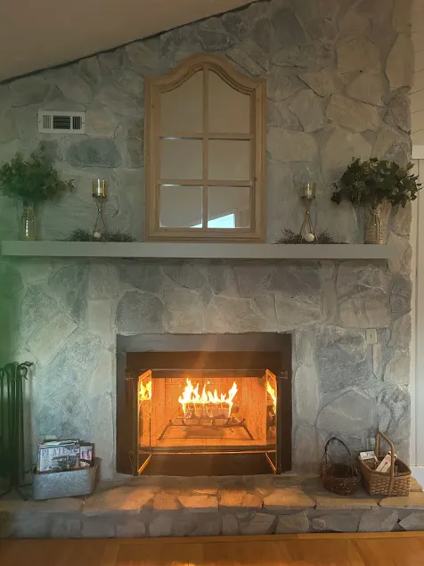 Majestic Mountain View Condo - Image 1