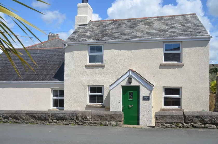 Character Cottage in Dartmoor National Park, Devon. - Image 1