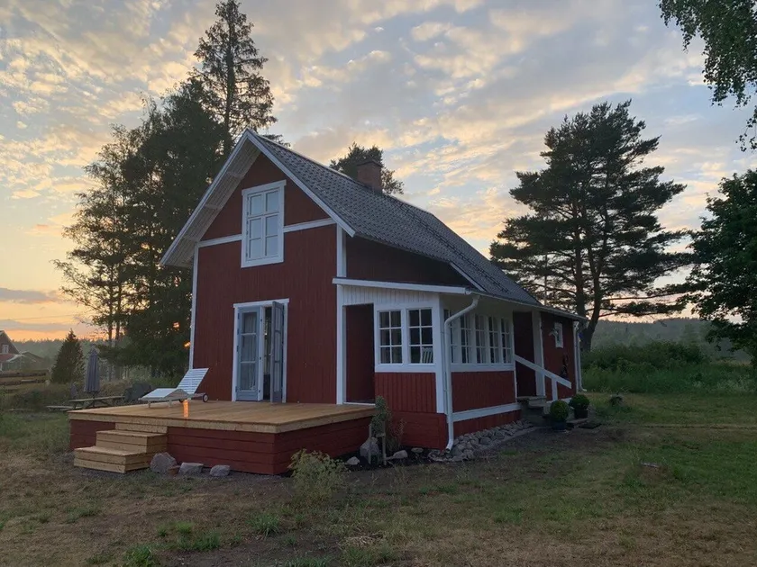 Lovely Swedish house in a wonderfully quiet location on the edge of the forest and meadows - Image 1