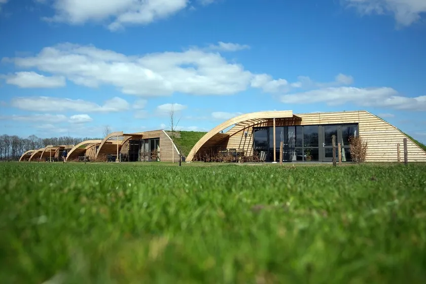 Peaceful Farmside Bungalow - Image 1
