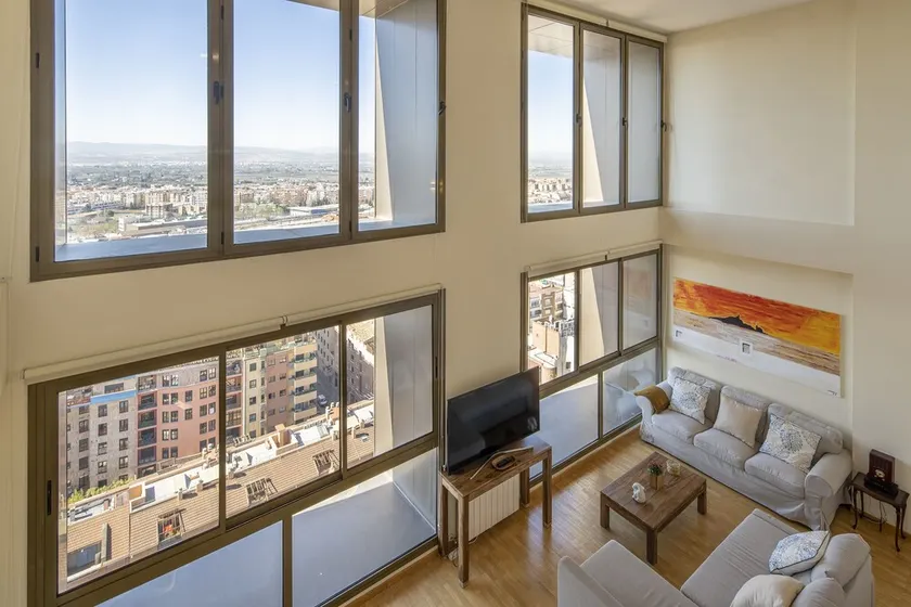 Atico Top Granada, Penthouse, 18-19th floor, City Centre, Views, Terrace, Free Parking - Image 1