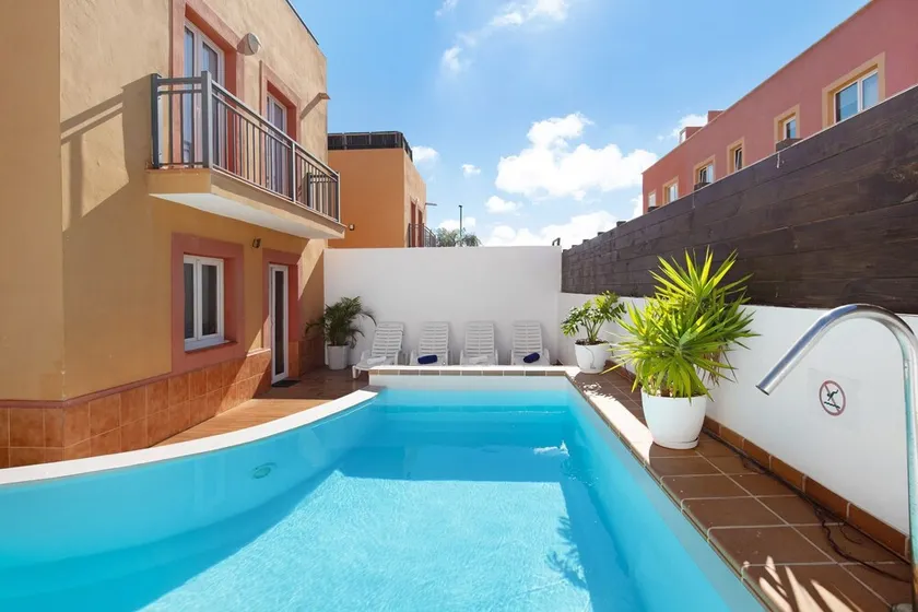 Maison de vacances 'Villa Valeria' avec piscine partagée, terrasse et Wi-Fi - Image 1