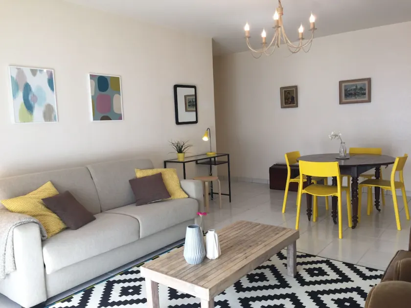 Lejlighed T4 enhver komfort med terrasser og parkering 5 minutters gang fra stationen - Image 1