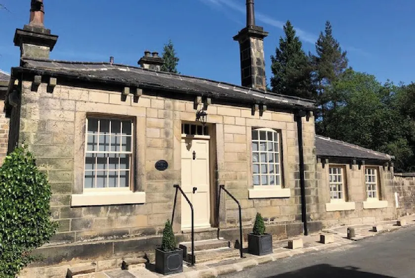 Ewood Cottage *NEW* Exquisite Country Cottage - Image 1