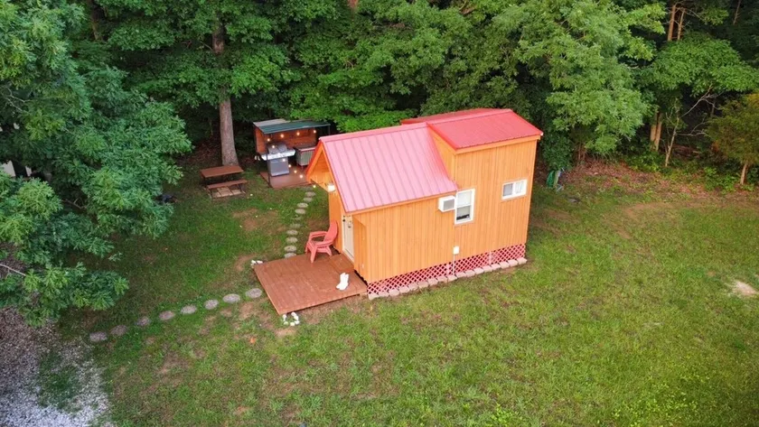 Avail THIS weekend! Private 5 STAR Clean! Boat parking! Queen bed & full bath! - Image 1