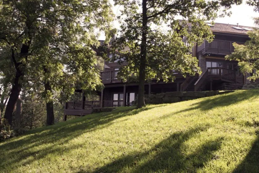 Luxury Ranch Lodge på 300 hektar lige uden for Galena-territoriet. 20 soveværelser. - Image 1