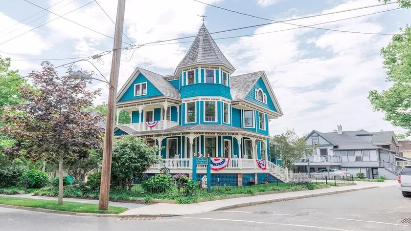 Judson Bennett House - Image 1