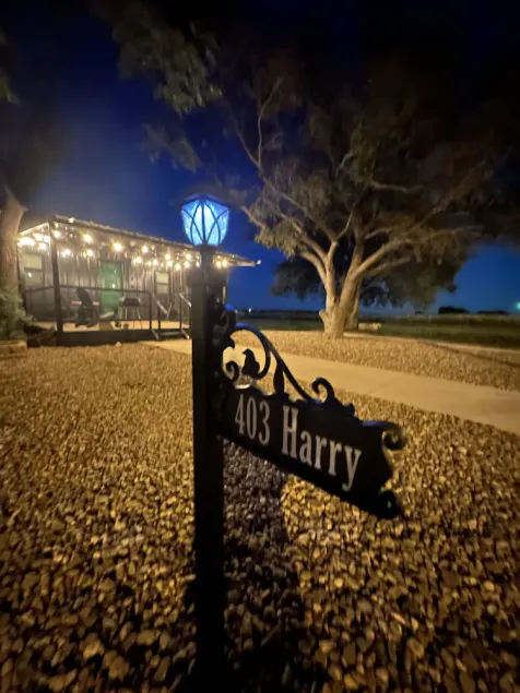 Country Chic Retreat - Image 1