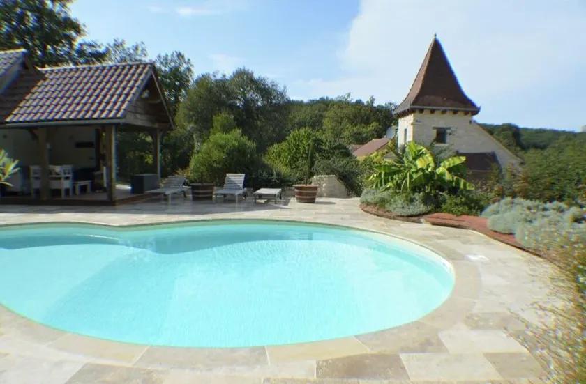 Gite with swimming pool, in a quiet bucolic setting - Image 1