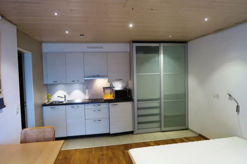 Studio med fuld fødder, fuldt udstyret, 27 m2 - Image 1