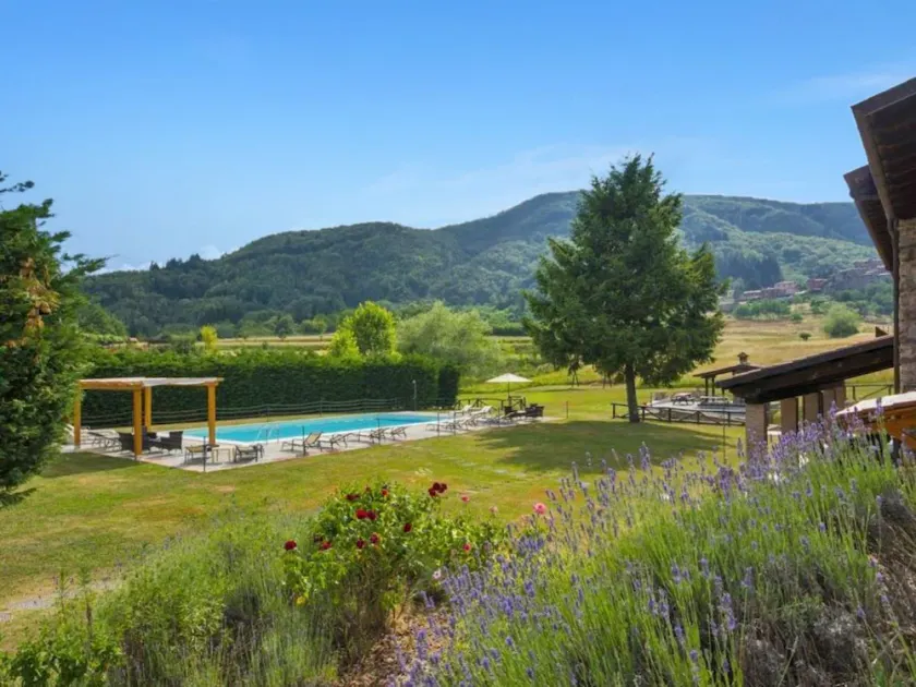 Collaprico, 8 soveværelser, 6 badeværelser, privat pool, WIFI, gå til landsbyen - Image 1