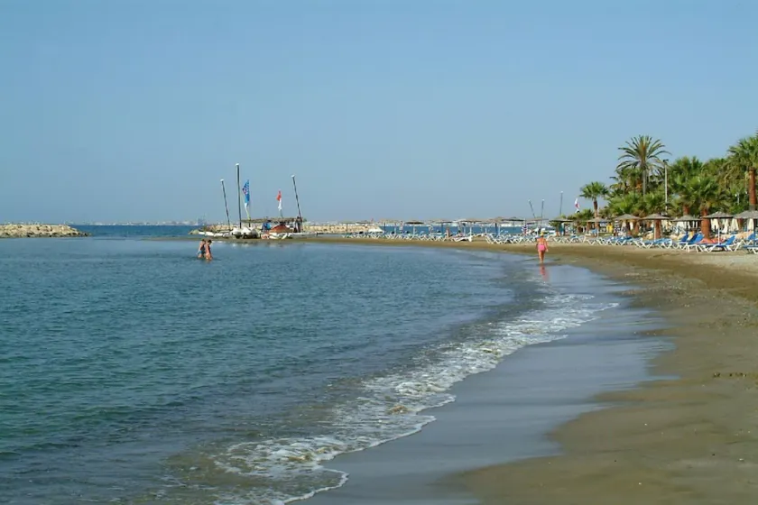 Apt 2, Perto da praia, 1 quarto, varanda privativa, fácil viagem Agia Napa Protaras - Image 1