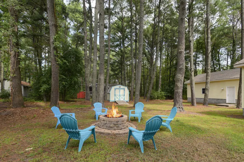 Teague Time by Seaside Vacations & Sales - Image 1