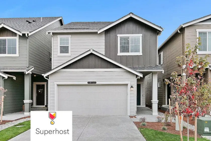 Modern Escape | Spacious 4BR Home for Families, Groups & Business Travelers - Image 1