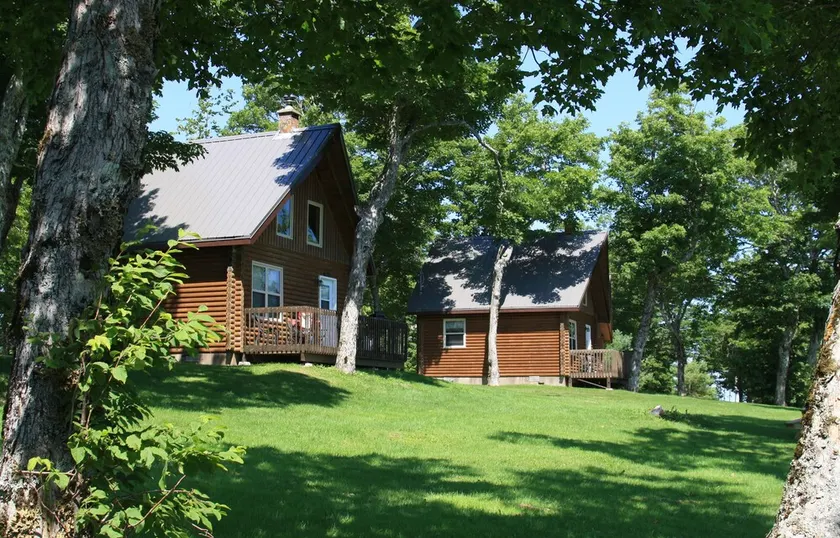 Smith Rock Chalets - Image 1
