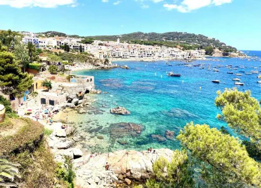 Apartment for 5 People in Costa Brava - Image 1