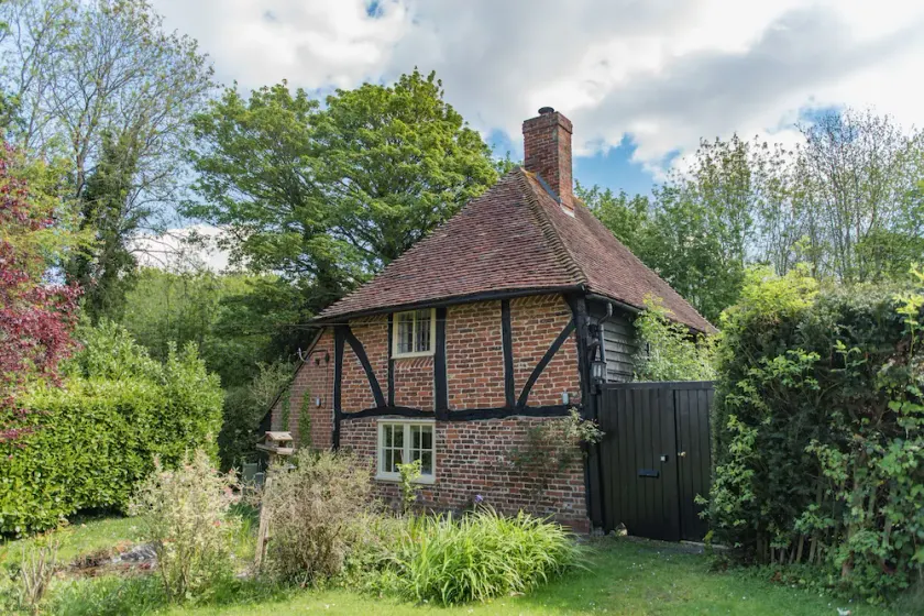 Walnut Tree Cottage - Image 1