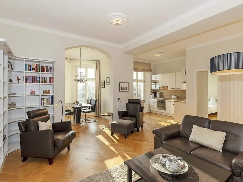 Jagdschloss Suite - premium castle hideway - Image 1