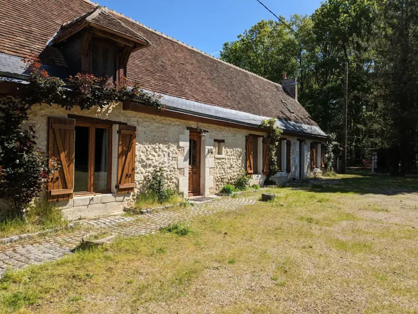 Charming Cottage with Private Heated Pool, Fitness Room, Game Room, Near Rillé Lake - Image 1