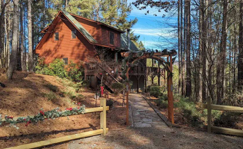 Gather & Relax at Whispering Pines Cabin! - Image 1