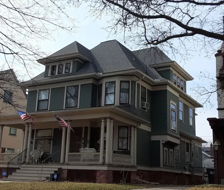 Victorian Home in Toledo's Historic Old West End - Image 1