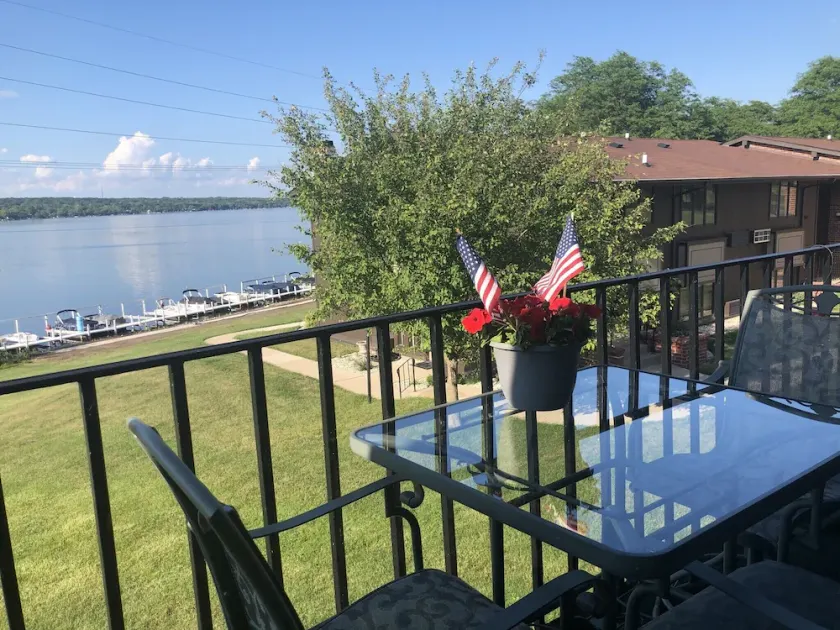 * LAC GENÈVE * LAC FRONT COMon COMO avec vue surélevée! «Ma place au 🌞 soleil» - Image 1