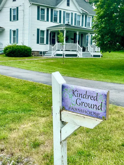 Relax at The Farmhouse at Kindred Ground - Image 1