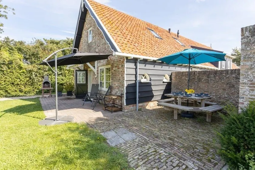 De Kleine Schuur at Buitenplaats Zeeuwse Liefde - Image 1