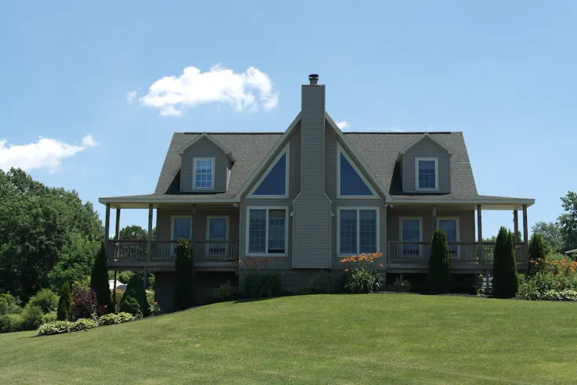 Large Finger Lakes Getaway - 5 BR with Bath Access! - Image 1