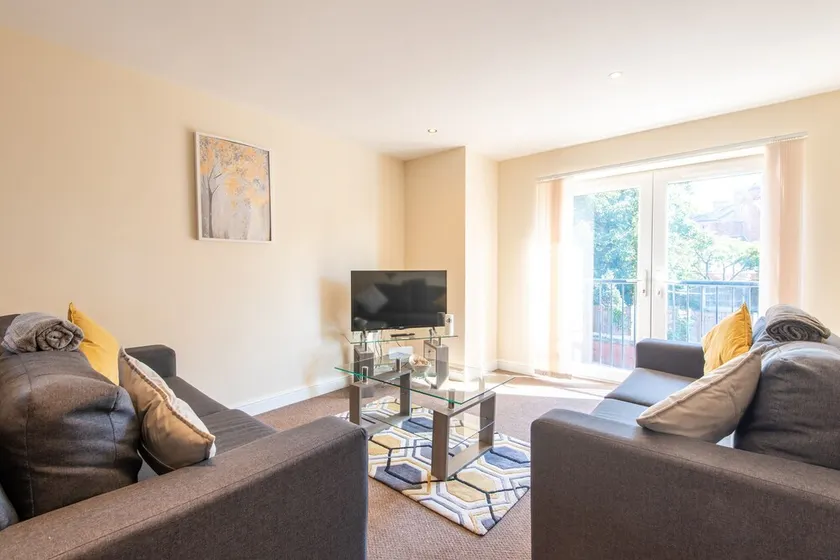 Apartment 11 - 1st Floor - 2 Bed - Sleeps 4 - Image 1
