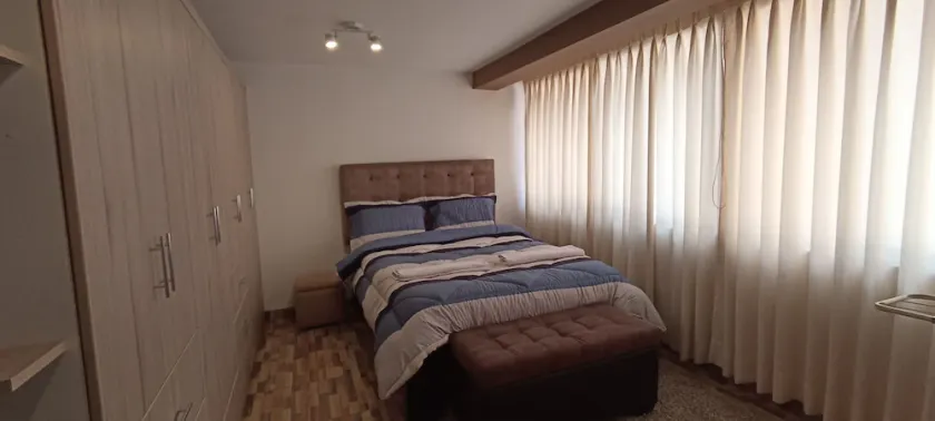 30 minutes from the main square, familiar apartment with local hosted - Image 1