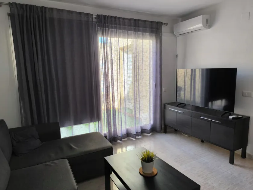 Apartamento na praia em Rincón de la Victoria. - Image 1