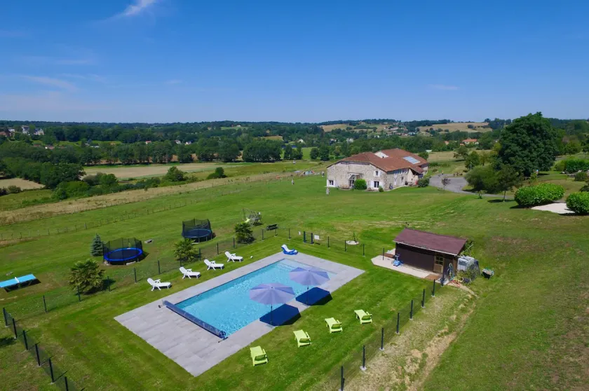 VéloGîtes - Entire building, the perfect place for family get-togethers? - Image 1