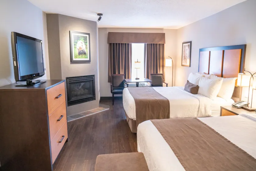 Cozy Suite with free Breakfast, Pool & Waterslide - Image 1